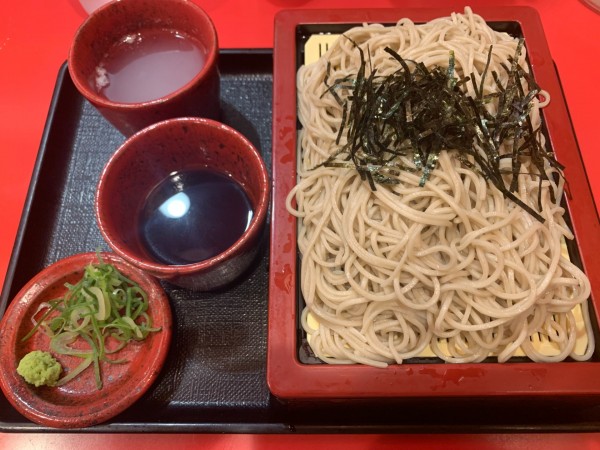 「ざる蕎麦 580円」@天丼と生蕎麦 天ぷら宮 上野駅前店の写真