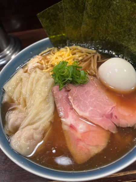 「特製醤油そば」@麺屋 ルリカケスの写真