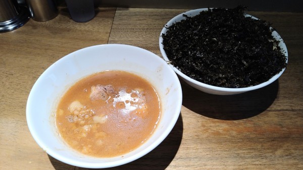 「つけめん(ヤサイ少なめ･ニンニク)+岩海苔」@MEN YARD FIGHTの写真