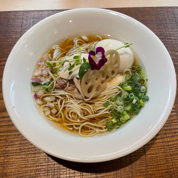 「松茸と水+味玉+青唐辛子の替玉」@論露に不二の写真