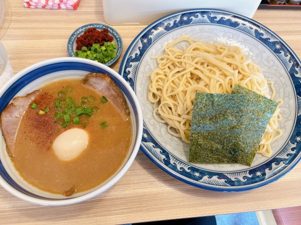 「特製つけそば　エビ辛し」@浜屋 西新井店の写真