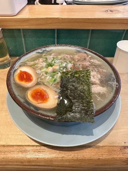 「中華そば＋はるたま　1090円」@はるちゃんラーメンの写真