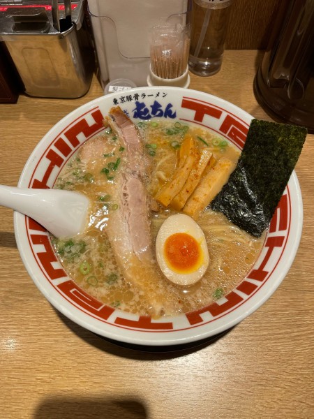 「東京豚骨ラーメン(850円)」@屯ちん 川崎店の写真