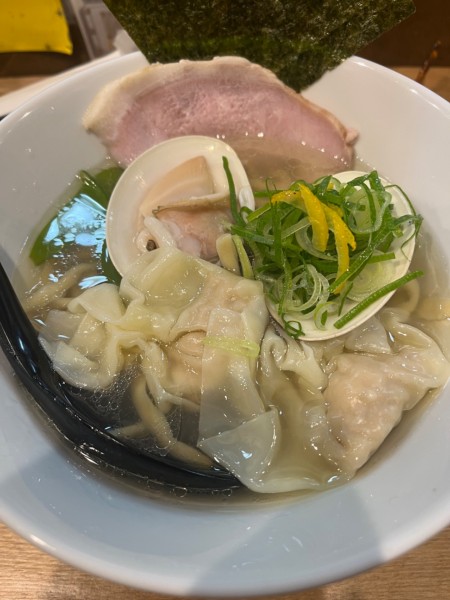 「はまぐりらーめん」@麺屋33の写真