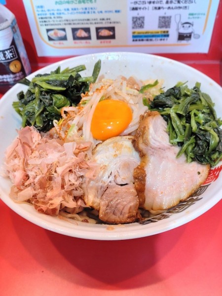 「まぜそば小　ほうれん草ダブル」@麺屋 桐龍 久喜店の写真