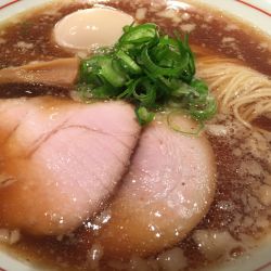 醤油ラーメン＋味玉（1030円）