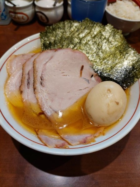 「特製らーめん＋のり増し＋ライス」@らーめん飛粋の写真
