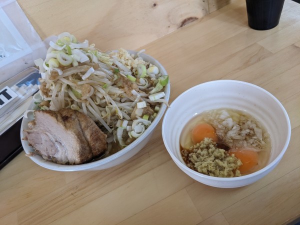 「ラーメン中（全マシ）コッコマン」@ハイマウントMの写真