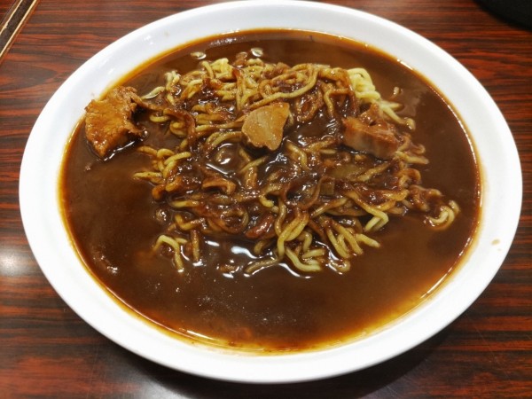 「カレーらーめん+サービス小ライス」@古典札幌柳麺 芳蘭の写真