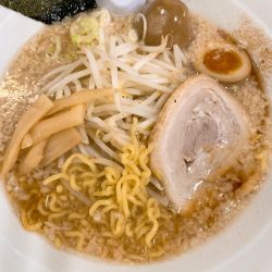 豚骨醤油ラーメン