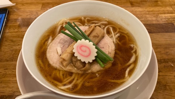 「中華そば（醤油）」@味六屋の写真