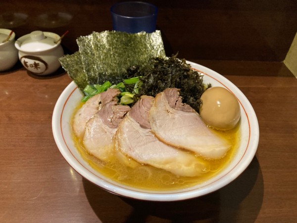 「特製ラーメン」@らーめん飛粋の写真