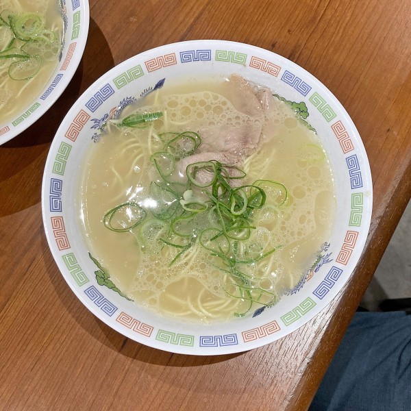 「博多ラーメン　¥290」@博多ラーメン はかたや 川端店の写真