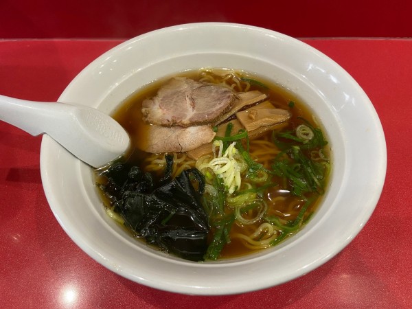 「醤油ラーメン(520円)」@廣華楼の写真