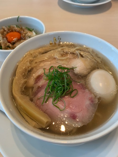 「牡蠣香る塩ラーメン」@らぁ麺はやし田 岩槻店の写真