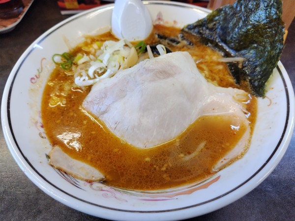 「ニンニクラーメン」@ハルピンラーメン 下諏訪町役場前店の写真