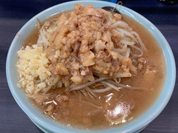 「ラーメン（麺半分）」@オリバーヌードルの写真