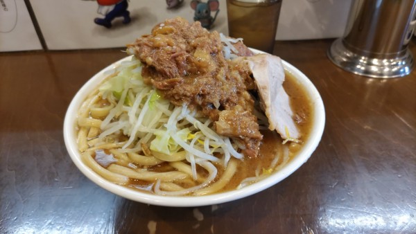「小ラーメン、野菜アブラニンニク」@麺屋 歩夢の写真
