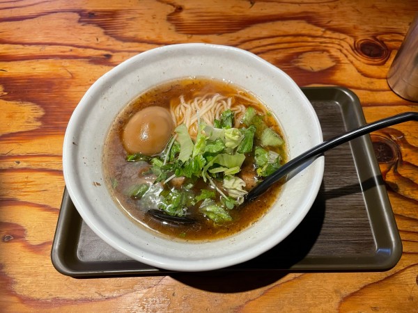 「朝醤そば　味玉」@麺場 浜虎 横浜店の写真