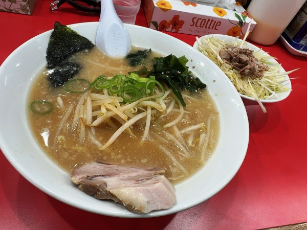 「みそラーメン＋ネギ丼」@ラーメン かいざん 船橋店の写真