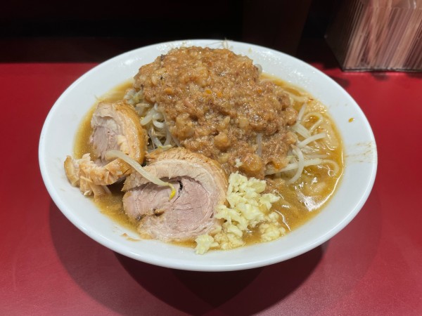 「中ラーメン」@立川マシマシ 国分寺店の写真