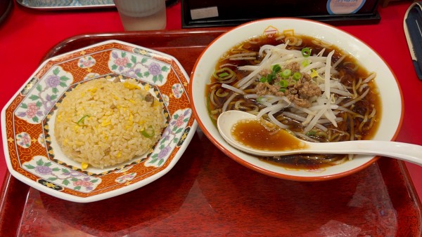 「かけらぁ麺　半炒飯セット」@中華食堂 一番館 新大久保店の写真