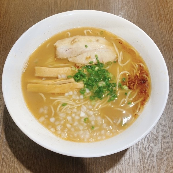 「豚骨魚介濃厚中華そば」@つけ麺 平 ビバモール蕨錦町店の写真