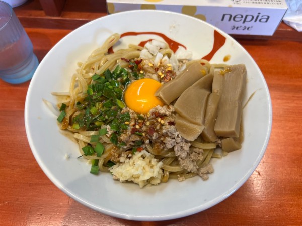 「油そば」@らーめん・油そば 笑びすの写真