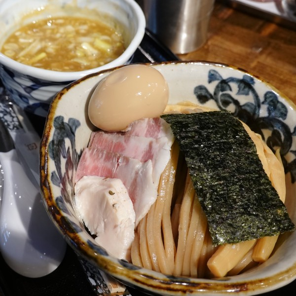 「特級龍介つけ蕎麦 1,380円」@特級鶏蕎麦 龍介 PLAY atre TSUCHIURA店の写真