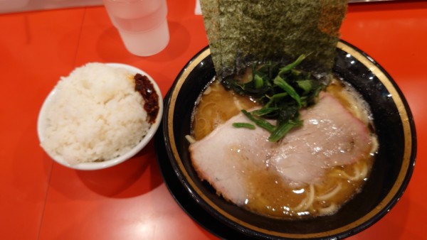 「ラーメン(並)濃い目」@横浜家系ラーメン 大輝家の写真