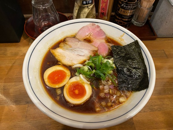 「一心ブラック煮玉子ラーメン980円」@ラーメン一心 本店の写真