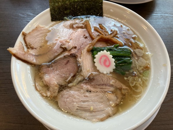 「塩ラーメン850円＋チャーシュー100円」@長岡食堂 町田店の写真