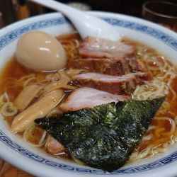 味玉チャーシュー麺・大盛