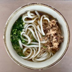 中央軒 5番・6番ホームの画像