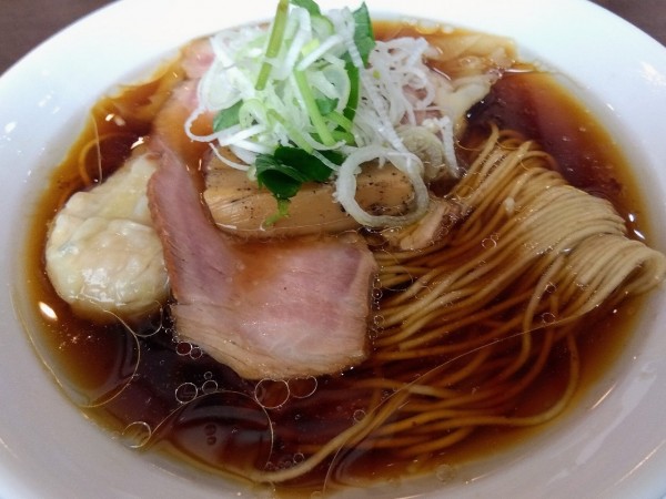 「雲呑BLACK¥1000」@信州中華蕎麦 雷鳥の写真