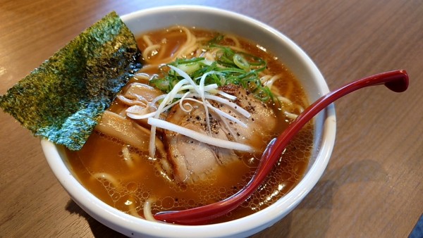 「牛骨ラーメン」@旗っさし家 藤枝店の写真