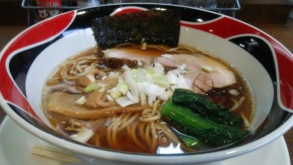 「らー麺（醤油） 780円」@らー麺 Nの写真