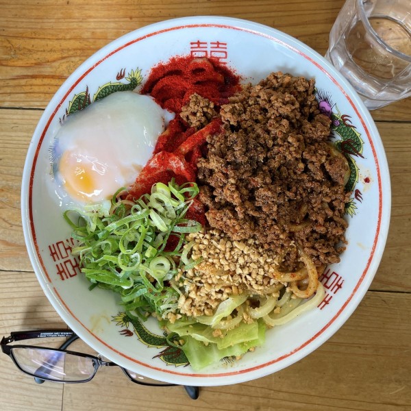 「汁なし担々麺 小 辛しびれ 温玉」@自家製麺 てんかの写真