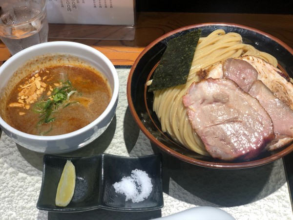 「チャーシューつけ蕎麦大@1600+辛さ×3@100」@中華蕎麦 ひら井の写真