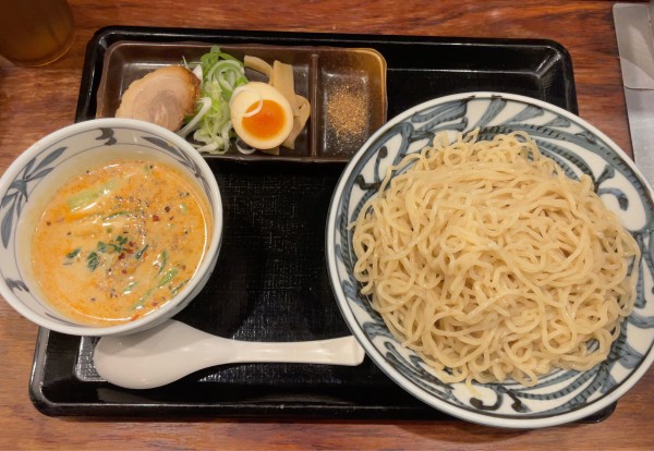 「冷やし担々つけ麺大盛+半チャーハン」@壱鵠堂 夏見台店の写真