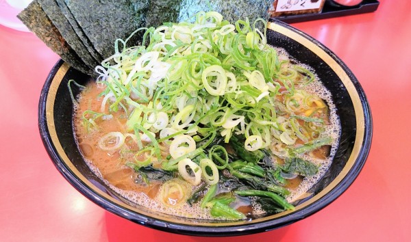 「のり九条ネギラーメン(味濃いめ・麺硬め)」@横浜家系ラーメン 大﨑家の写真