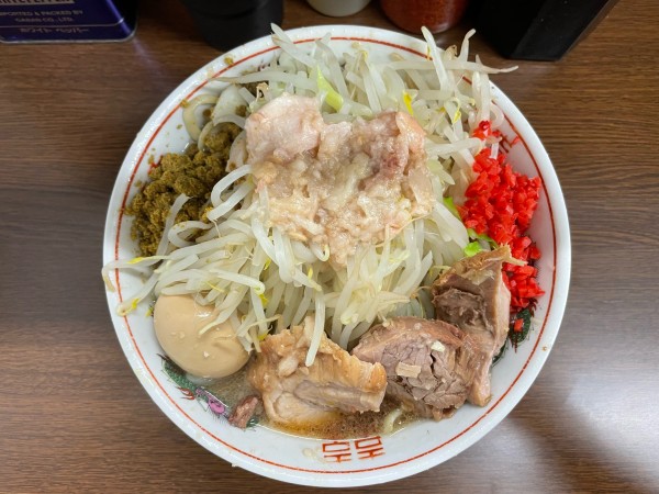 「小(¥830) 味玉(¥100)」@ラーメン二郎 横浜関内店の写真