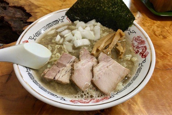 「背脂煮干中華 800円」@福島屋の写真