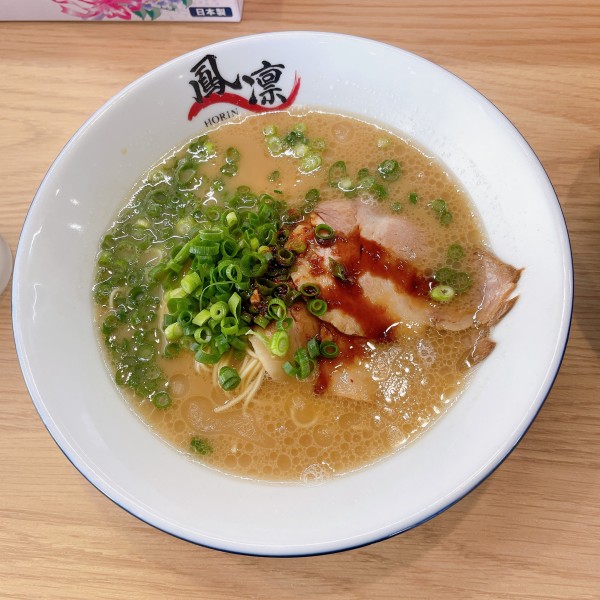 「ラーメン」@らーめん屋 鳳凛 榎田店の写真
