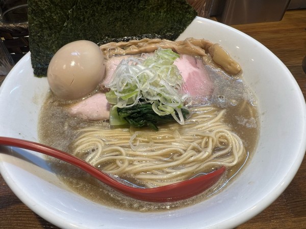 「特製中華そば(醤油)+和え玉」@中華そばや 和凡の写真