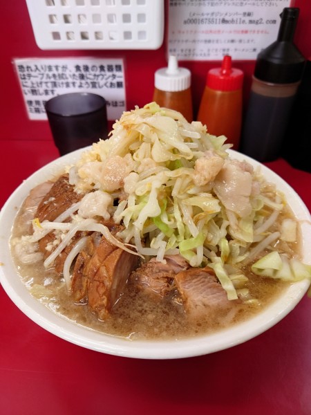 「大豚W  ニンニクマシマシ  アブラ  カラメ」@ラーメン二郎 京急川崎店の写真