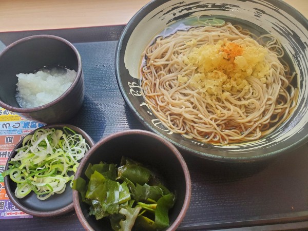 「朝そば鬼おろし・冷・わかめ変更」@ゆで太郎 長者町店の写真