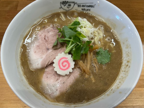 「鶏煮込み醤油」@ANTI NOODLEの写真