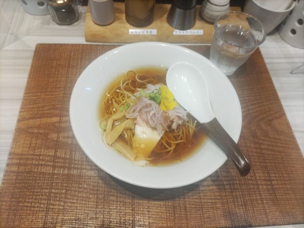 「鶏と水」@つくばらーめん 鬼者語 -オニモノガタリ-の写真