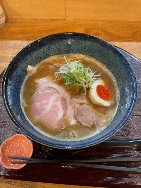 「鶏豚々（上）（1100円）」@麺々結びの写真